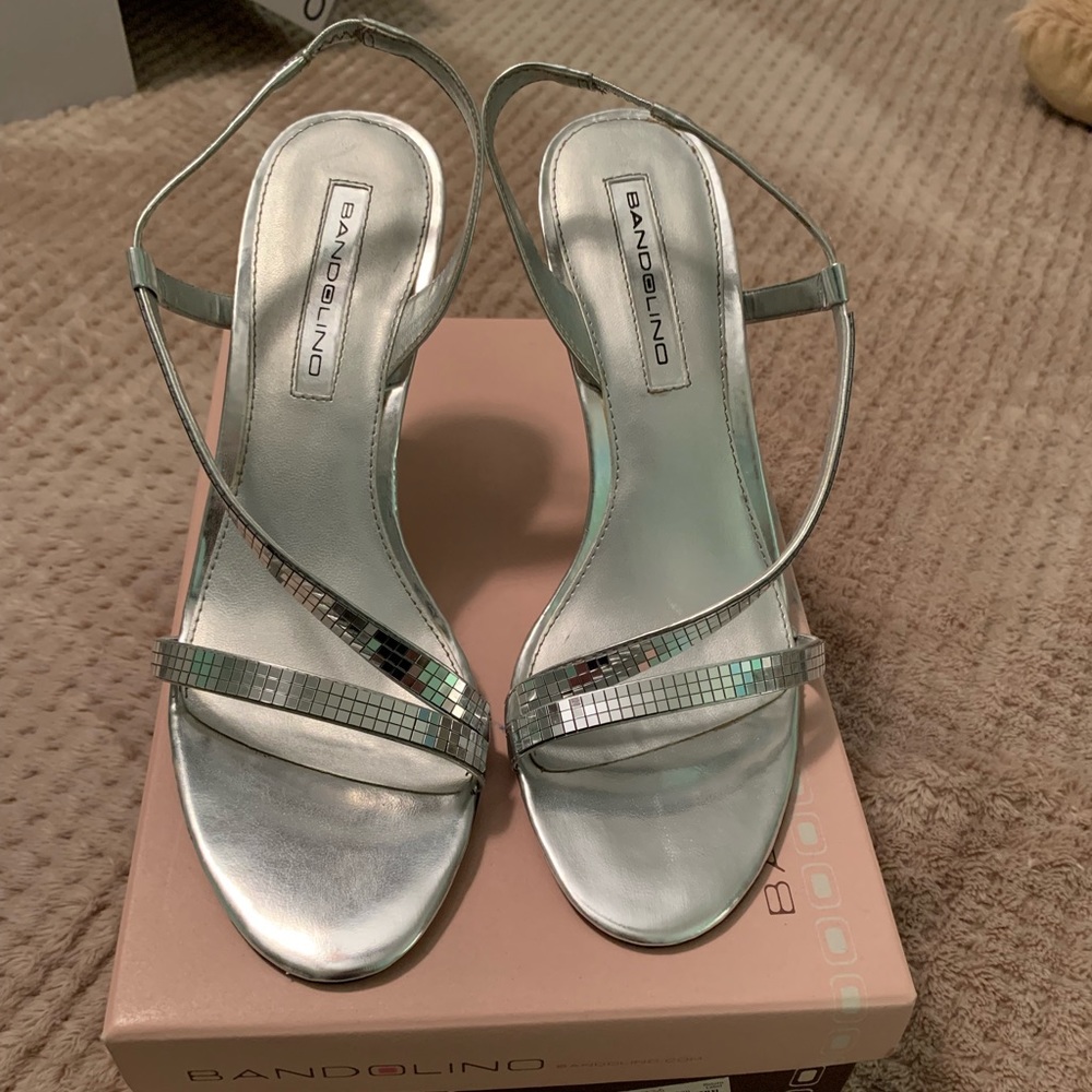 Bandolino Silver BDRAYONNA Heel, size 9